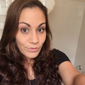 Meet your Posher, Rebecca